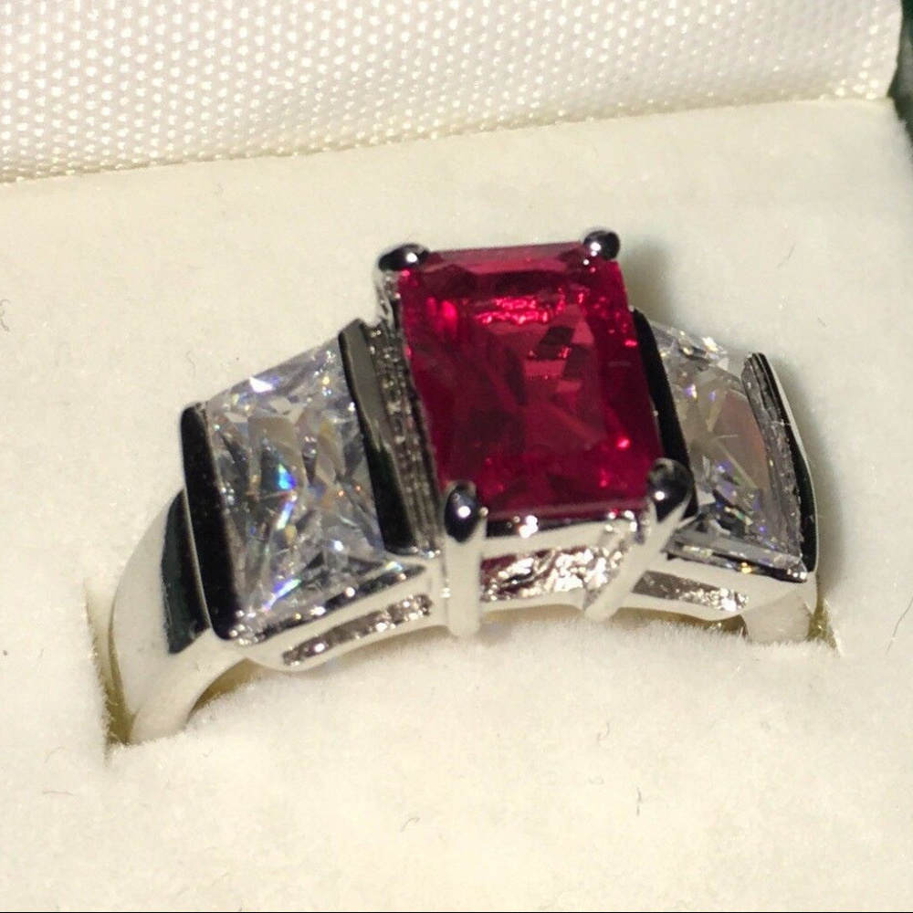 Size 6 Ring w/ Red Stone Silver Tones Band w/ Box